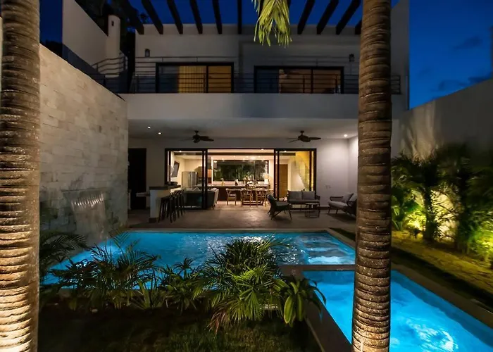 With Jacuzzi & Pool With Great Concierge Service Villa Tulum