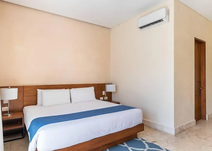 With Jacuzzi & Pool With Great Concierge Service *