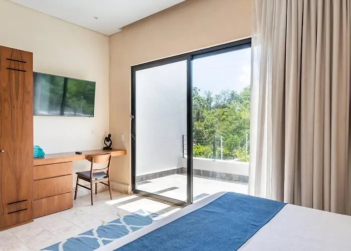 With Jacuzzi & Pool With Great Concierge Service