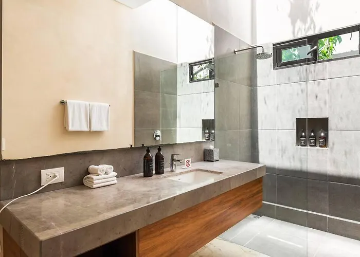 With Jacuzzi & Pool With Great Concierge Service Tulum